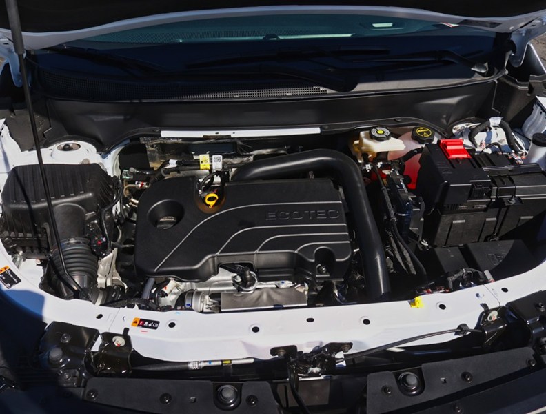 2027 Chevrolet Equinox AWD 4dr LT w/2LT