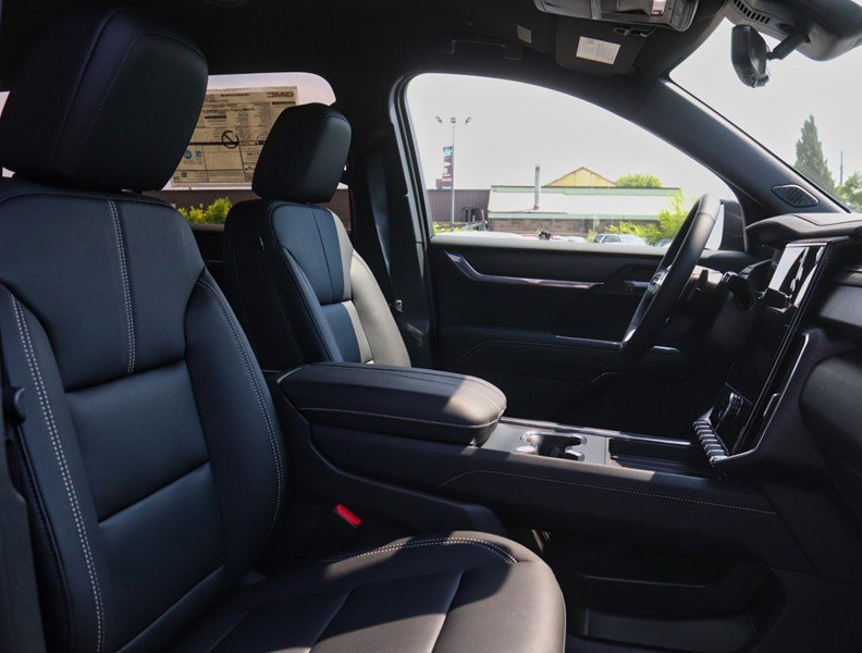 2026 GMC Acadia AWD 4dr Elevation