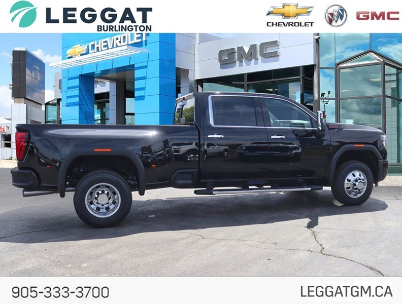 2026 GMC Sierra 3500HD 4WD Crew Cab 172