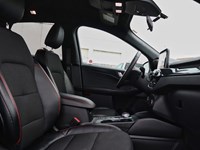 2024 Ford Escape ST-Line | AWD | 1.5L | HTD STR WHL | BLIS | LEDs