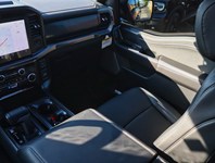 2026 Ford F-150 LARIAT | 4X4 | 3.5L | 501A | BLK PK | ROOF