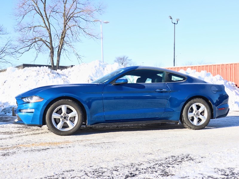2018 Ford Mustang Ecoboost | 2.3L | 10-SPD AUTO | REARVIEW CAM |17s