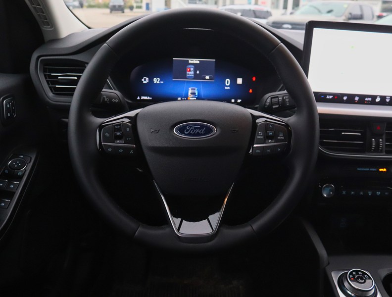 2023 Ford Escape Platinum | AWD | 2.0L | TOW | 360 | NAV | ADPTV CR