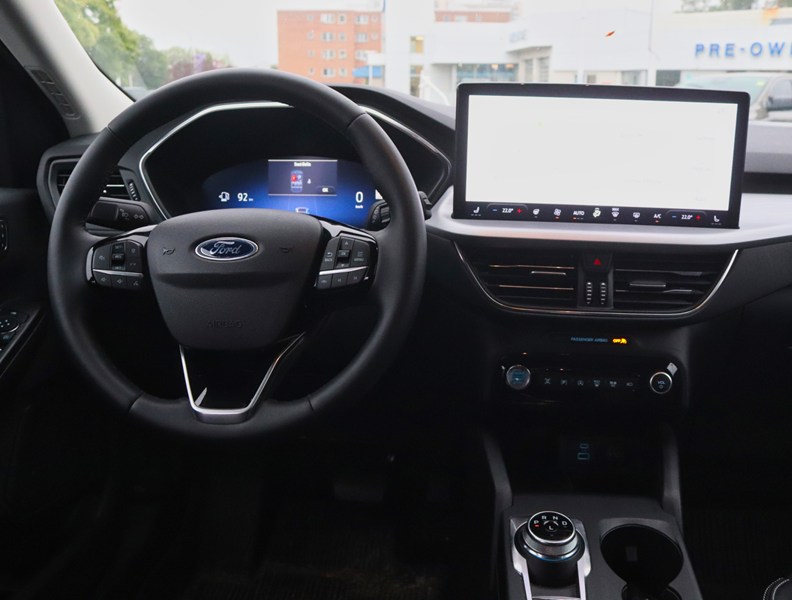 2023 Ford Escape Platinum | AWD | 2.0L | TOW | 360 | NAV | ADPTV CR