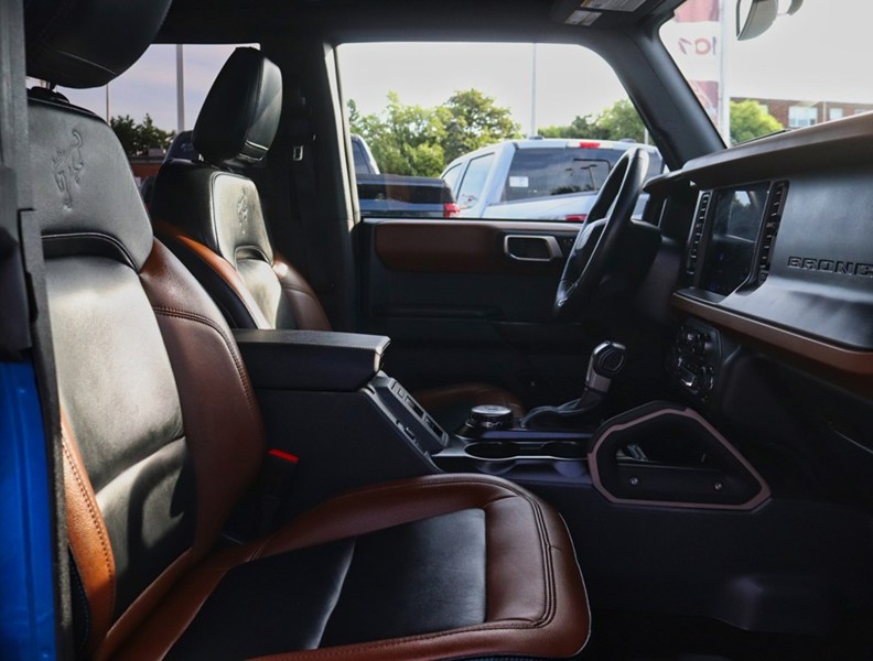 2024 Ford Bronco Outer Banks | 4X4 | 2.7L | HIGH/LUX PKG | HARD TOP