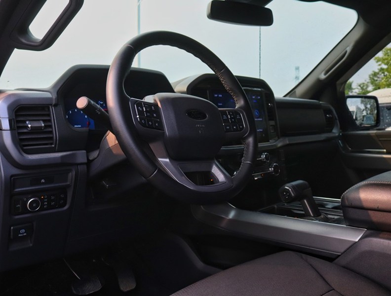 2025 Ford F-150 XLT | 4X4 | 5.0L | 302A | LIFT KIT | BORLA | 20s