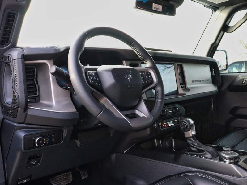 2026 Ford Bronco Outer Banks | 4X4 |2.7L | 314A |HARD TOP | BLK PK