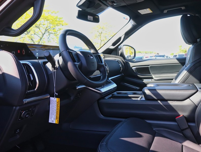 2026 Ford Expedition Max Platinum Max | 4X4 | STEALTH PKG | CONN PKG