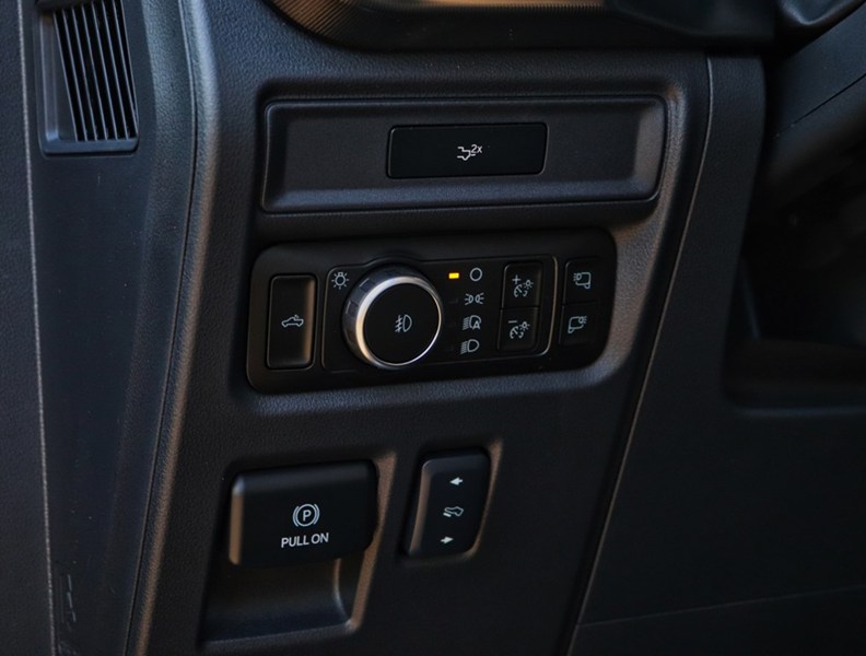 2026 Ford F-150 LARIAT | 4X4 | 3.5L | 501A | BLK PK | ROOF