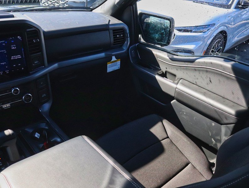 2026 Ford F-150 XLT | 4X4 | 3.5L | 302A | BLK PK PLS | BED UTL