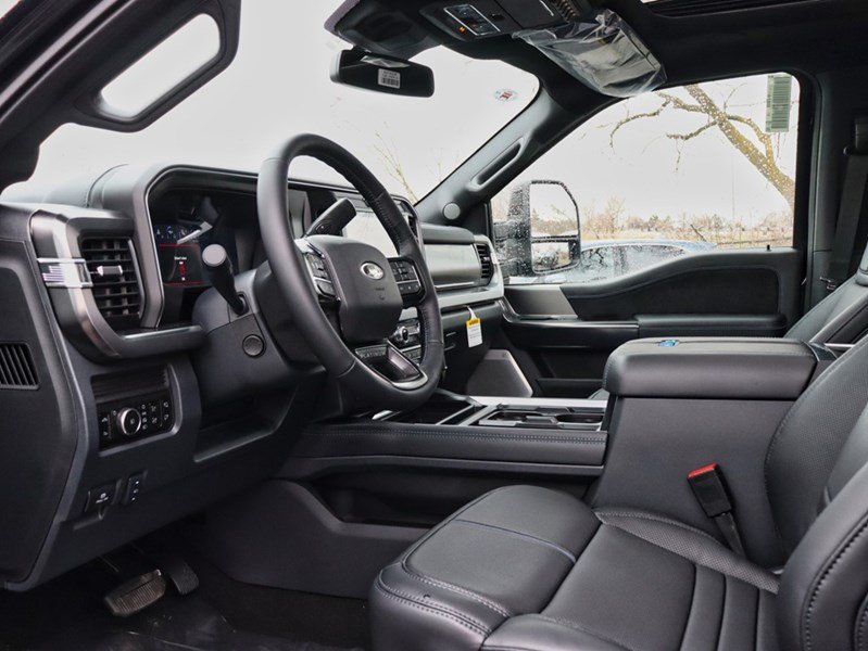 2026 Ford F-250 Platinum | 4X4 | 6.7L | ROOF | 5th WHL | PRO PWR