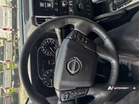 2025 Nissan Frontier Crew Cab 4x4 Long Bed SV
