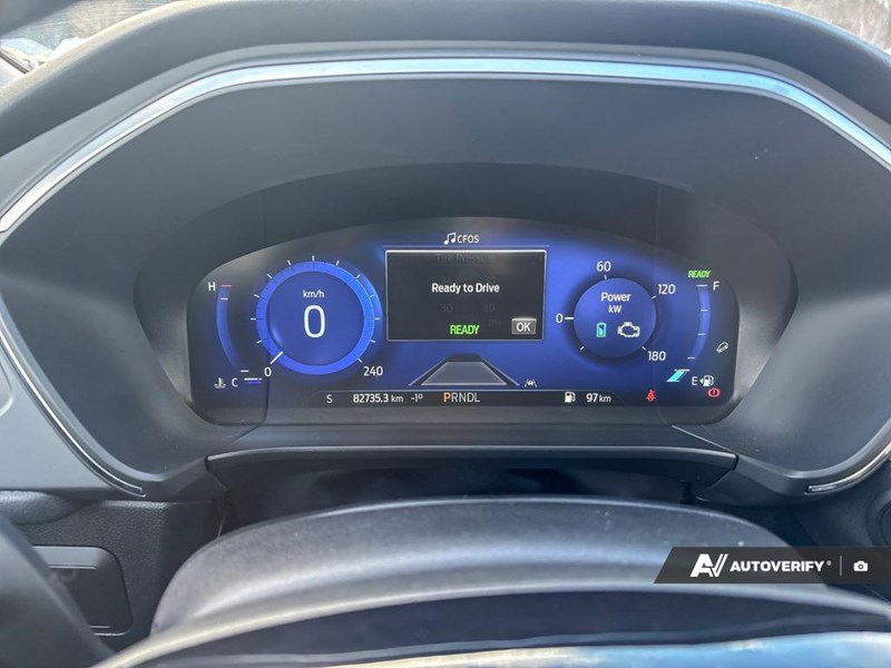 2022 Ford Escape Titanium Hybrid AWD