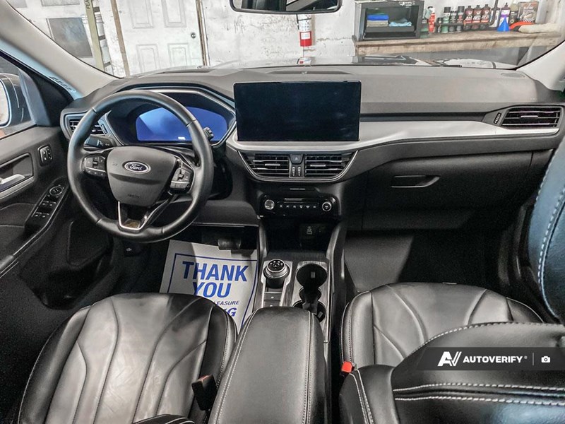 2025 Ford Escape Platinum AWD