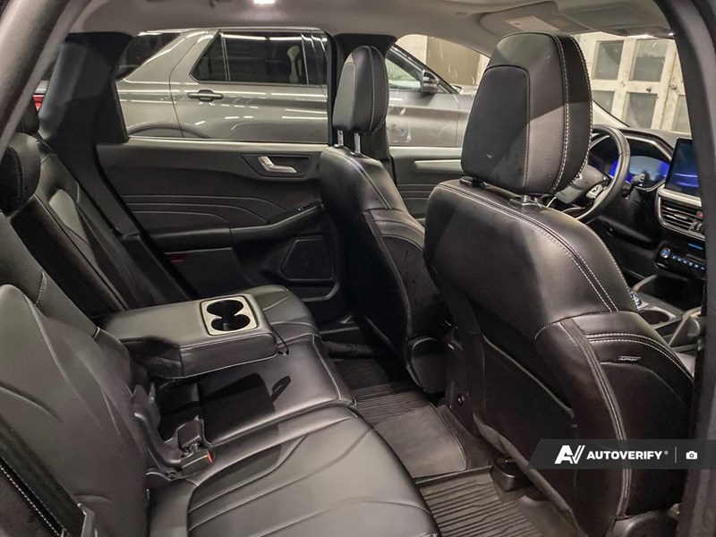 2025 Ford Escape Platinum AWD