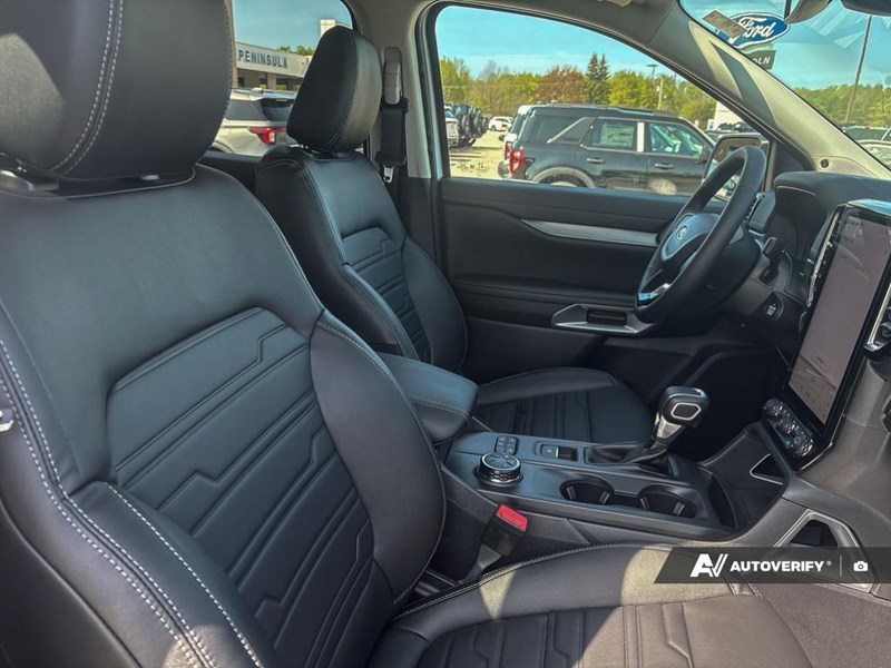 2026 Ford Ranger LARIAT 4WD SuperCrew 5' Box