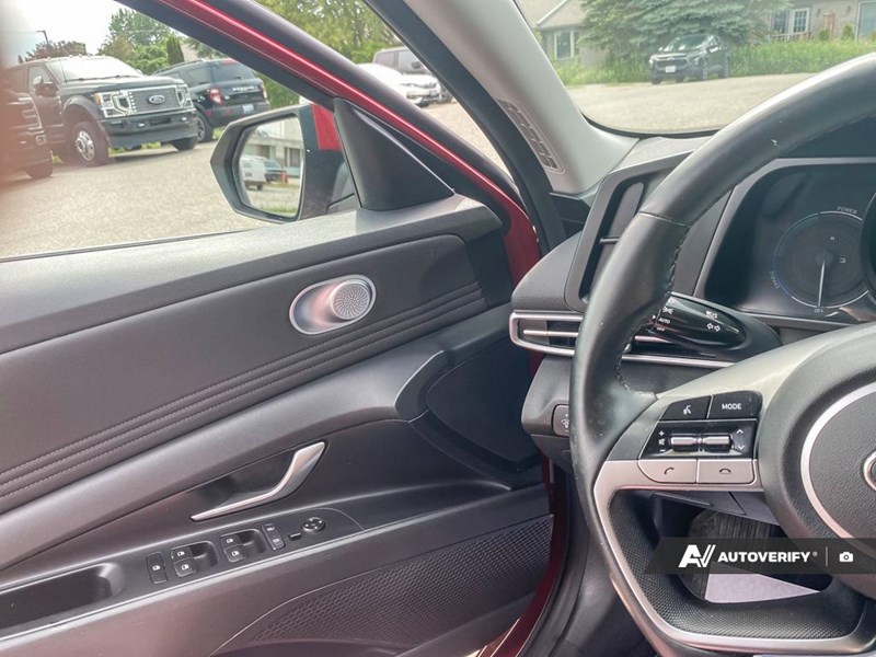 2021 Hyundai Elantra Hybrid Preferred DCT