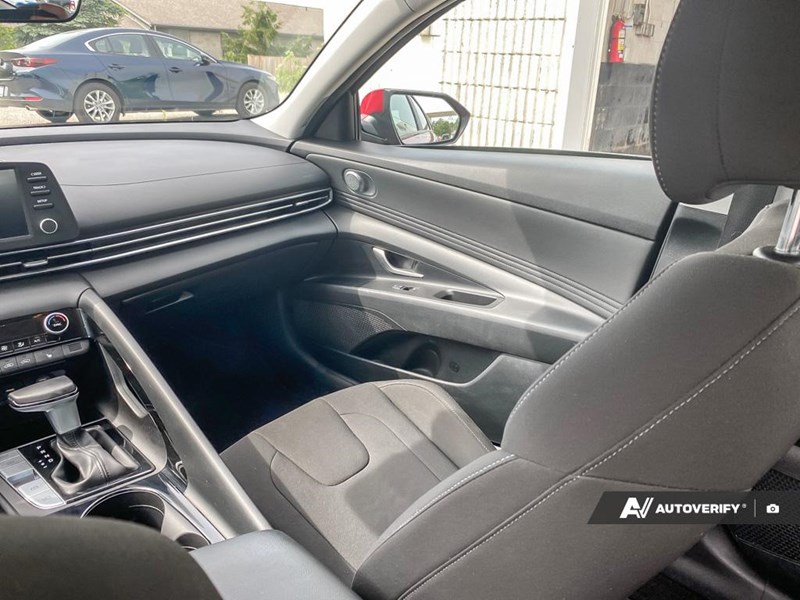 2021 Hyundai Elantra Hybrid Preferred DCT