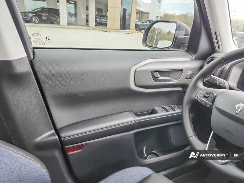 2025 Ford Bronco Sport Outer Banks 4x4