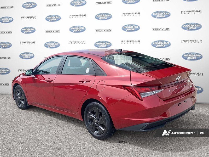 2021 Hyundai Elantra Hybrid Preferred DCT