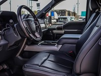 2022 Ford F-250 LARIAT 4WD Crew Cab 6.75' Box