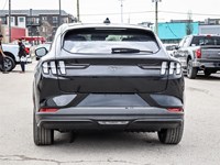 2025 Ford Mustang Mach-E Premium AWD