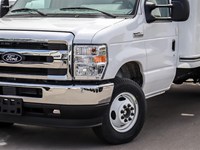 2027 Ford E-Series Cutaway E-450 DRW 158