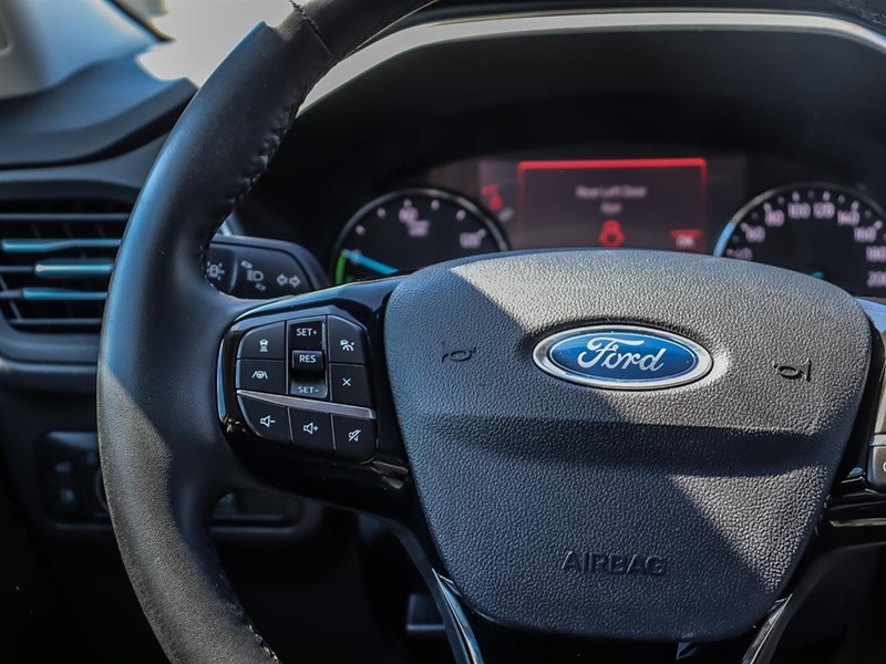 2022 Ford Escape SEL Hybrid AWD