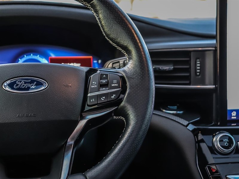 2022 Ford Explorer ST 4WD/ PRM,TECH PCKG