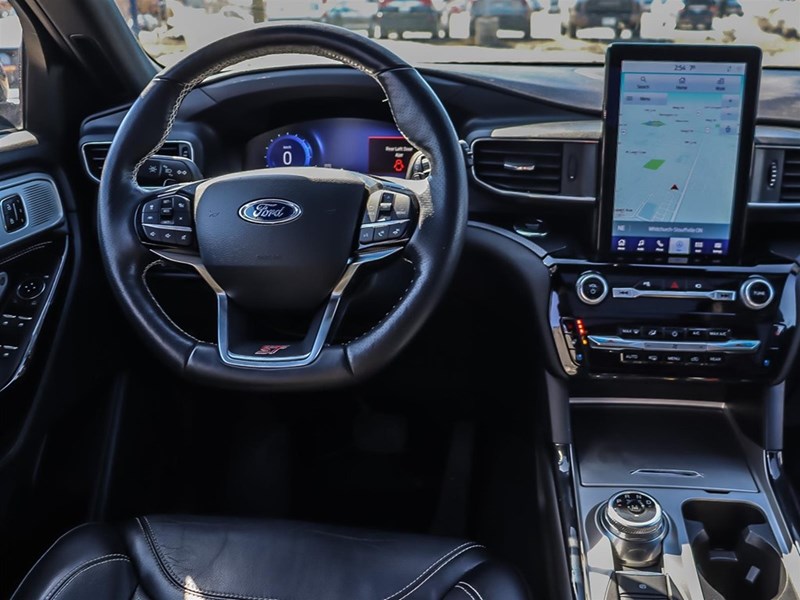 2022 Ford Explorer ST 4WD