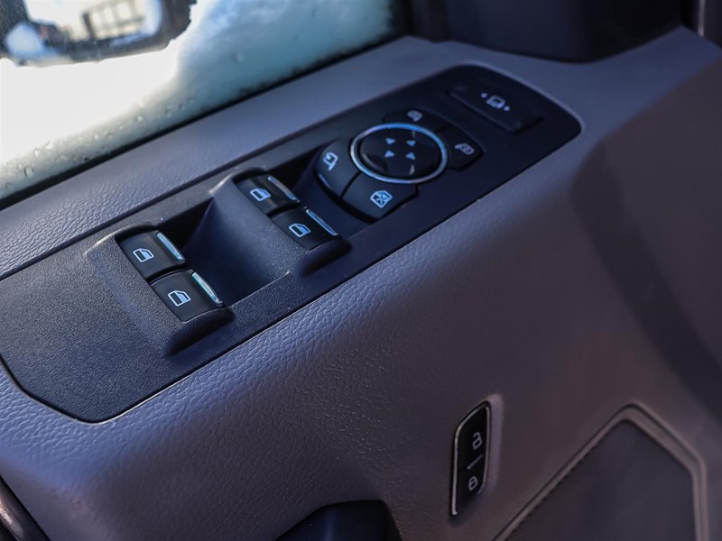 2022 Ford F-250 XLT 4WD Crew Cab 6.75' Box