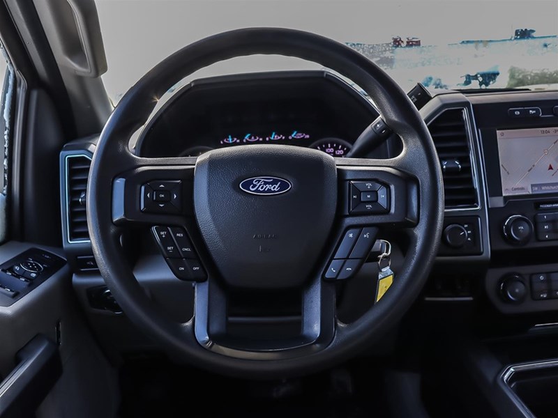 2022 Ford F-250 XLT 4WD Crew Cab 6.75' Box