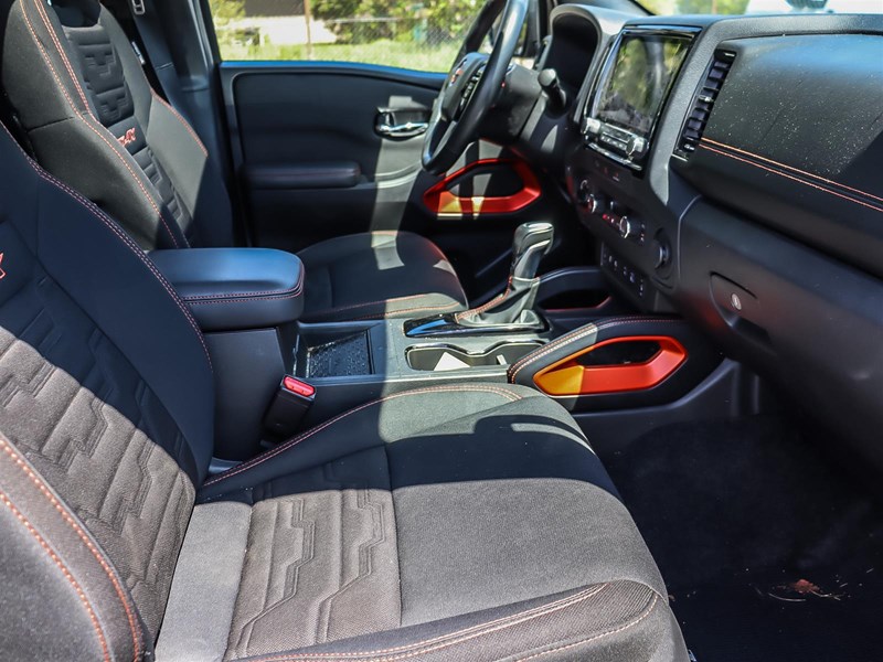 2023 Nissan Frontier Crew Cab PRO-4X Standard Bed 4x4