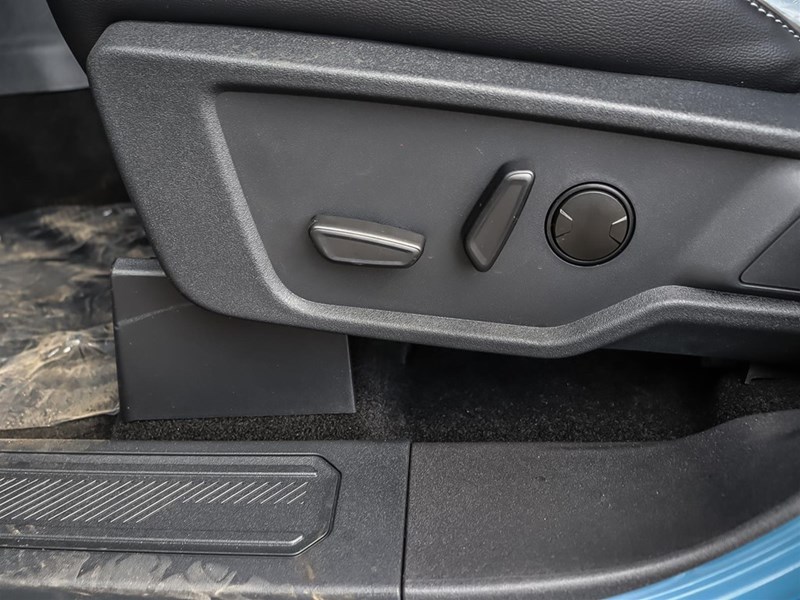 2025 Ford Bronco Outer Banks 4 Door 4x4