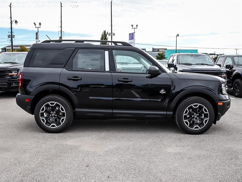2025 Ford Bronco Sport Outer Banks 4x4