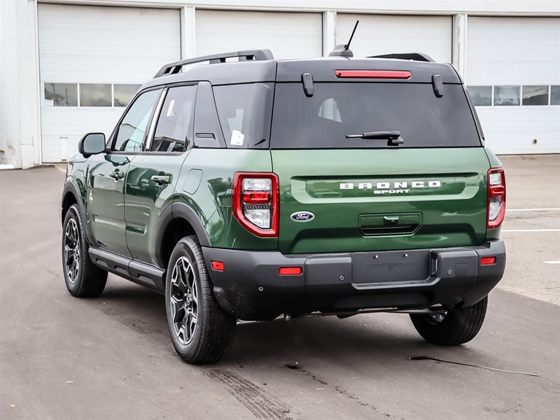 2025 Ford Bronco Sport Outer Banks 4x4