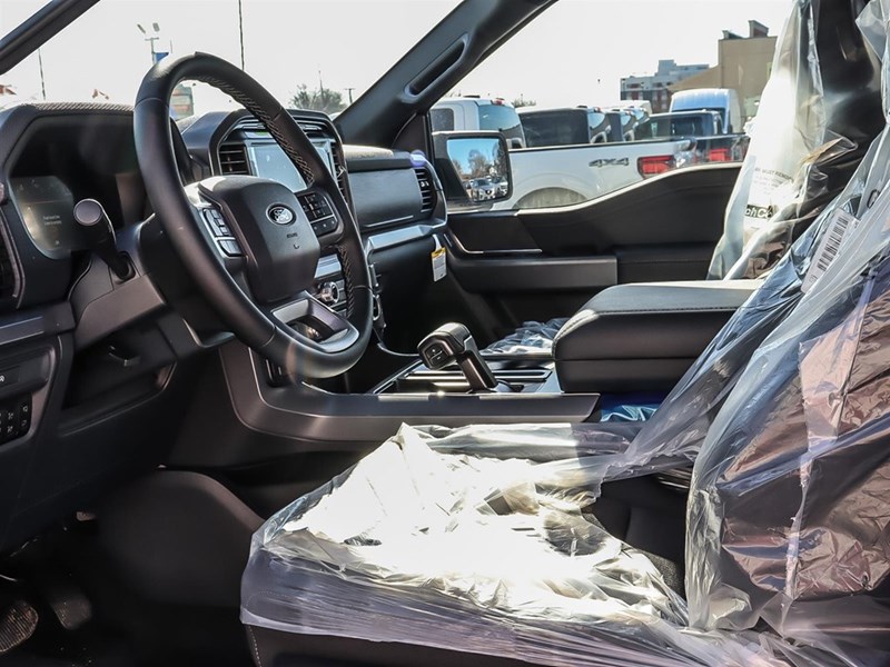 2025 Ford F-150 XLT 4WD SuperCrew 5.5' Box