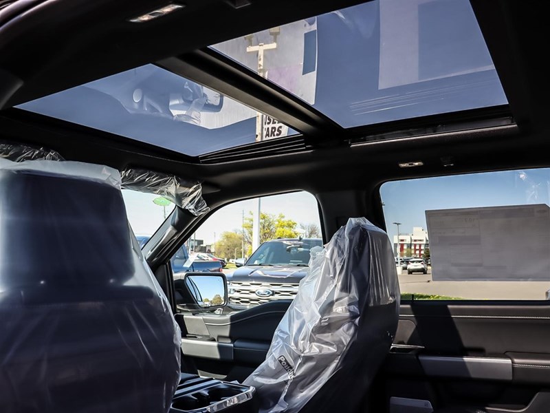 2025 Ford F-150 XLT 4WD SuperCrew 5.5' Box