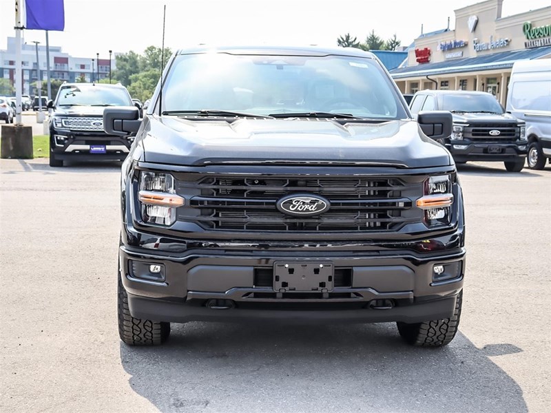 2025 Ford F-150 XLT 4WD SuperCrew 5.5' Box