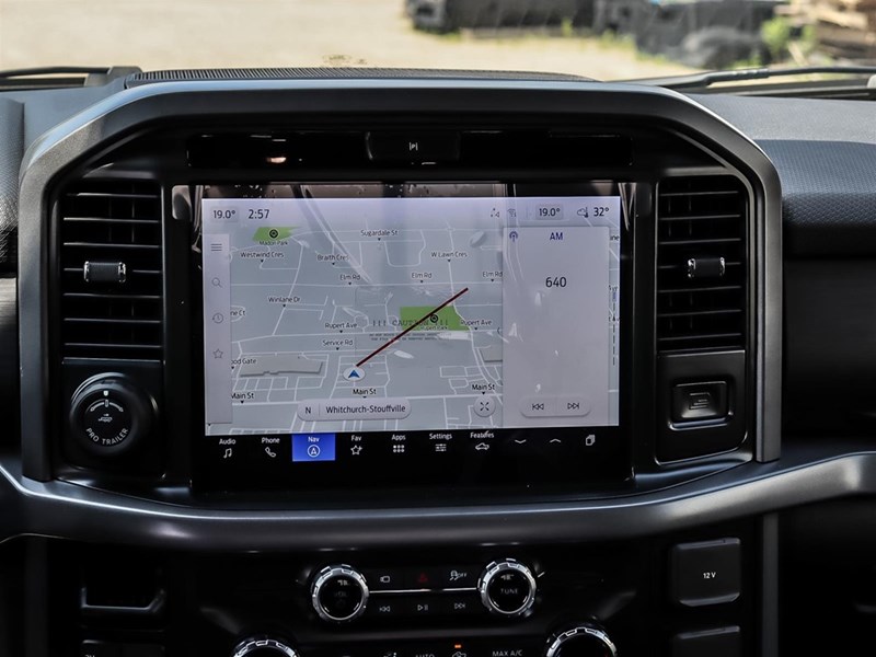 2025 Ford F-150 XLT 4WD SuperCrew 5.5' Box