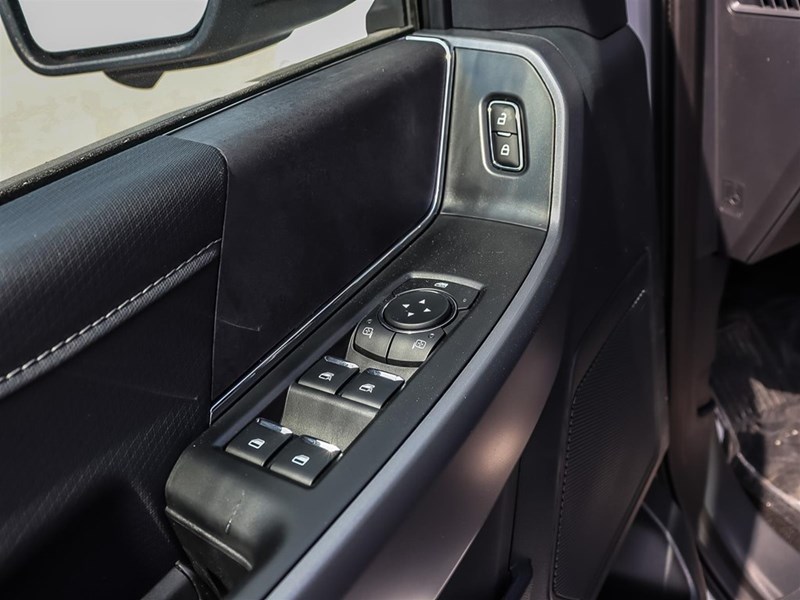 2025 Ford F-150 XLT 4WD SuperCrew 5.5' Box