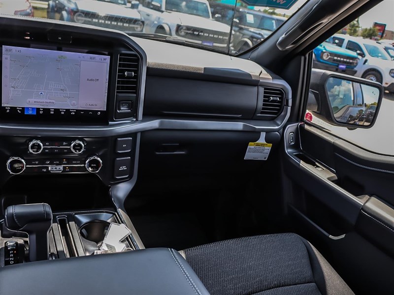 2025 Ford F-150 XLT 4WD SuperCrew 5.5' Box