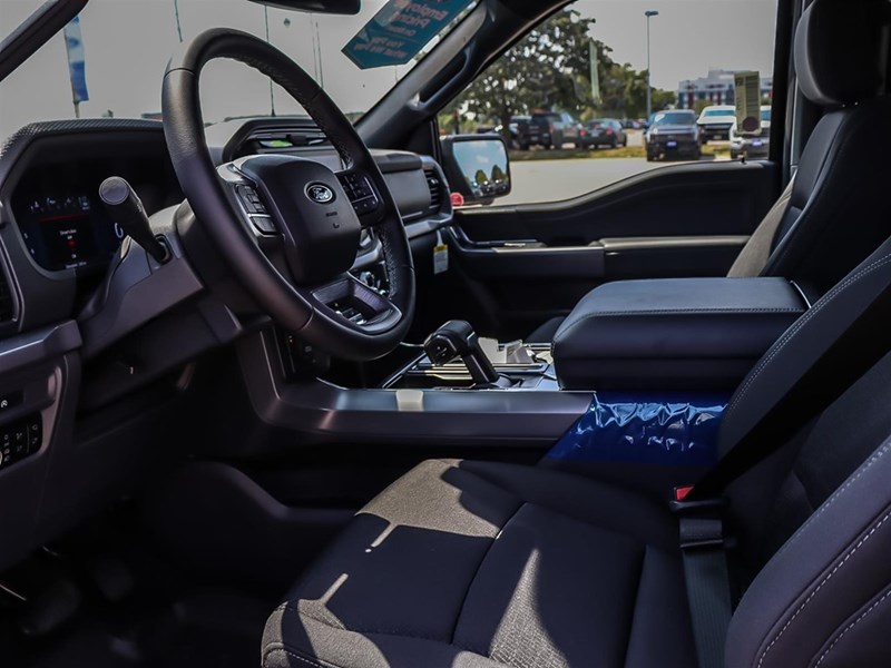 2025 Ford F-150 XLT 4WD SuperCrew 5.5' Box