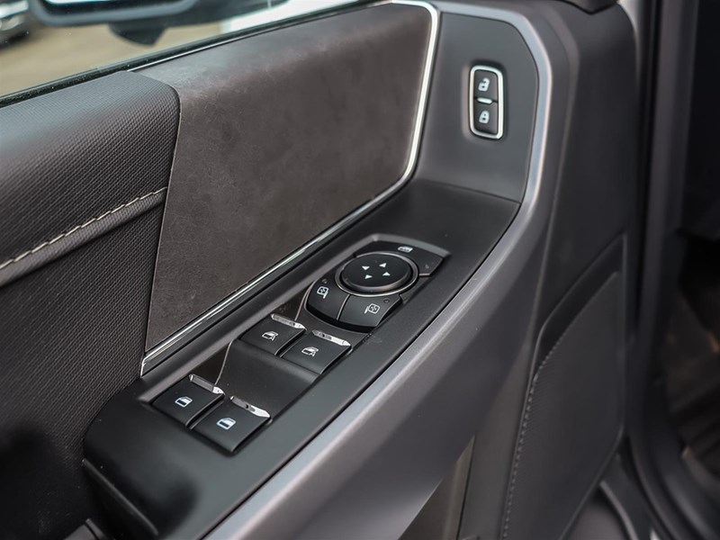 2025 Ford F-150 XLT 4WD SuperCrew 5.5' Box