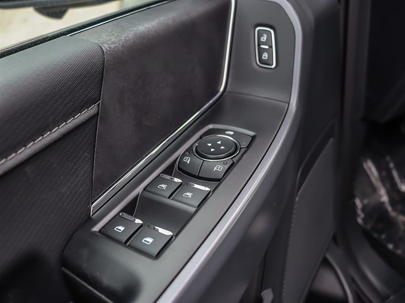 2025 Ford F-150 XLT 4WD SuperCrew 5.5' Box