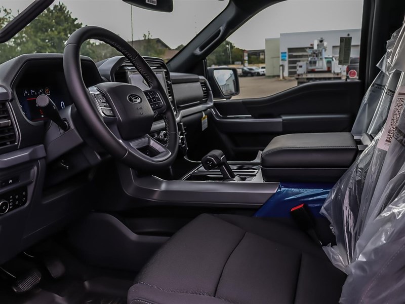 2025 Ford F-150 XLT 4WD SuperCrew 5.5' Box