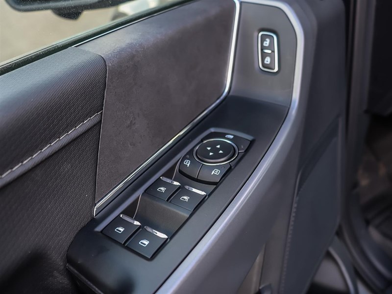 2025 Ford F-150 XLT 4WD SuperCrew 5.5' Box