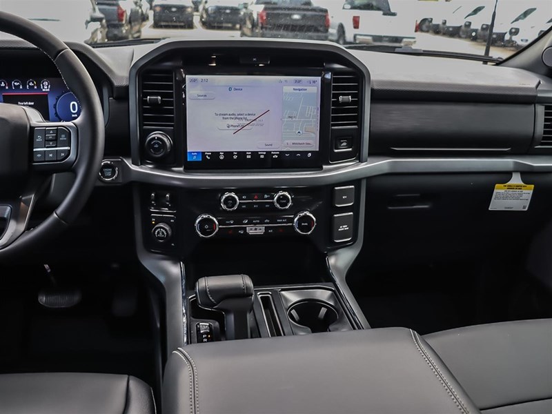 2025 Ford F-150 XLT 4WD SuperCrew 5.5' Box