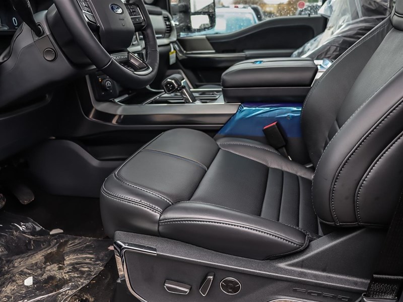 2025 Ford F-150 Platinum 4WD SuperCrew 5.5' Box