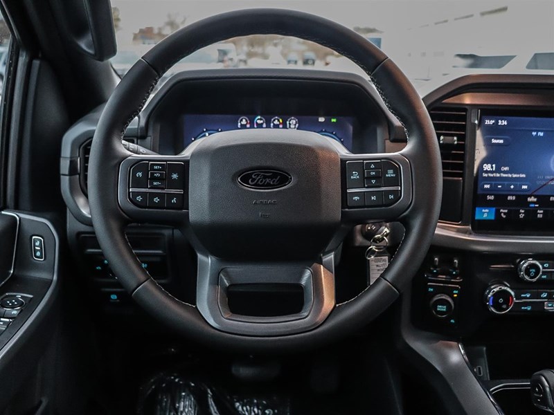 2025 Ford F-150 XLT 4WD SuperCrew 5.5' Box